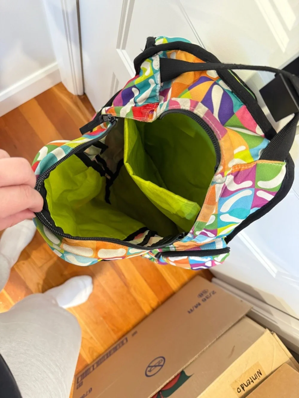 Burton Multicolor Geometric Check Backpack - Picture 4 of 6